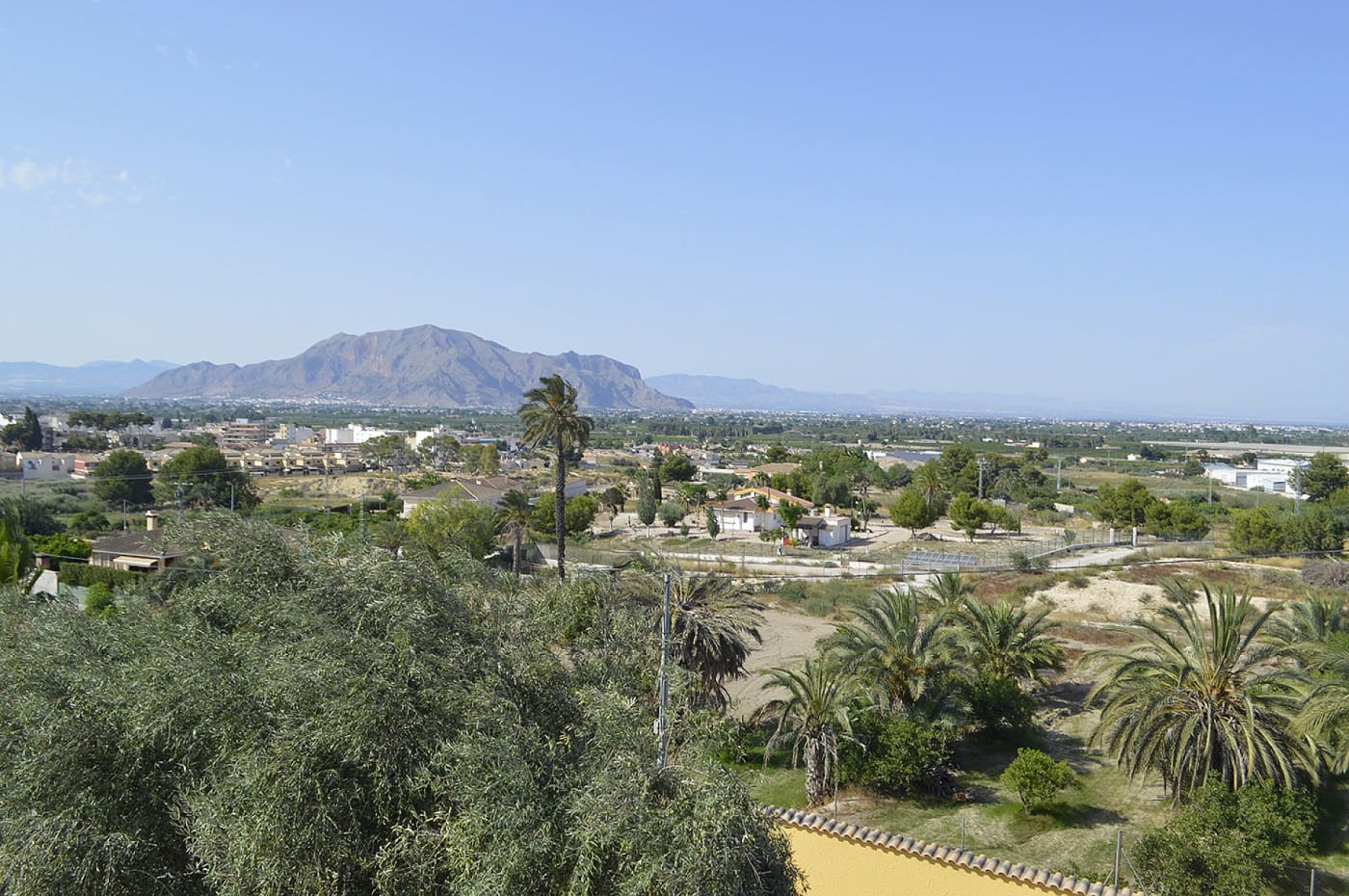 2 soveværelse Finca/Landehus til salg i Bigastro med swimmingpool garage - € 550.000 (Ref: 6350895)