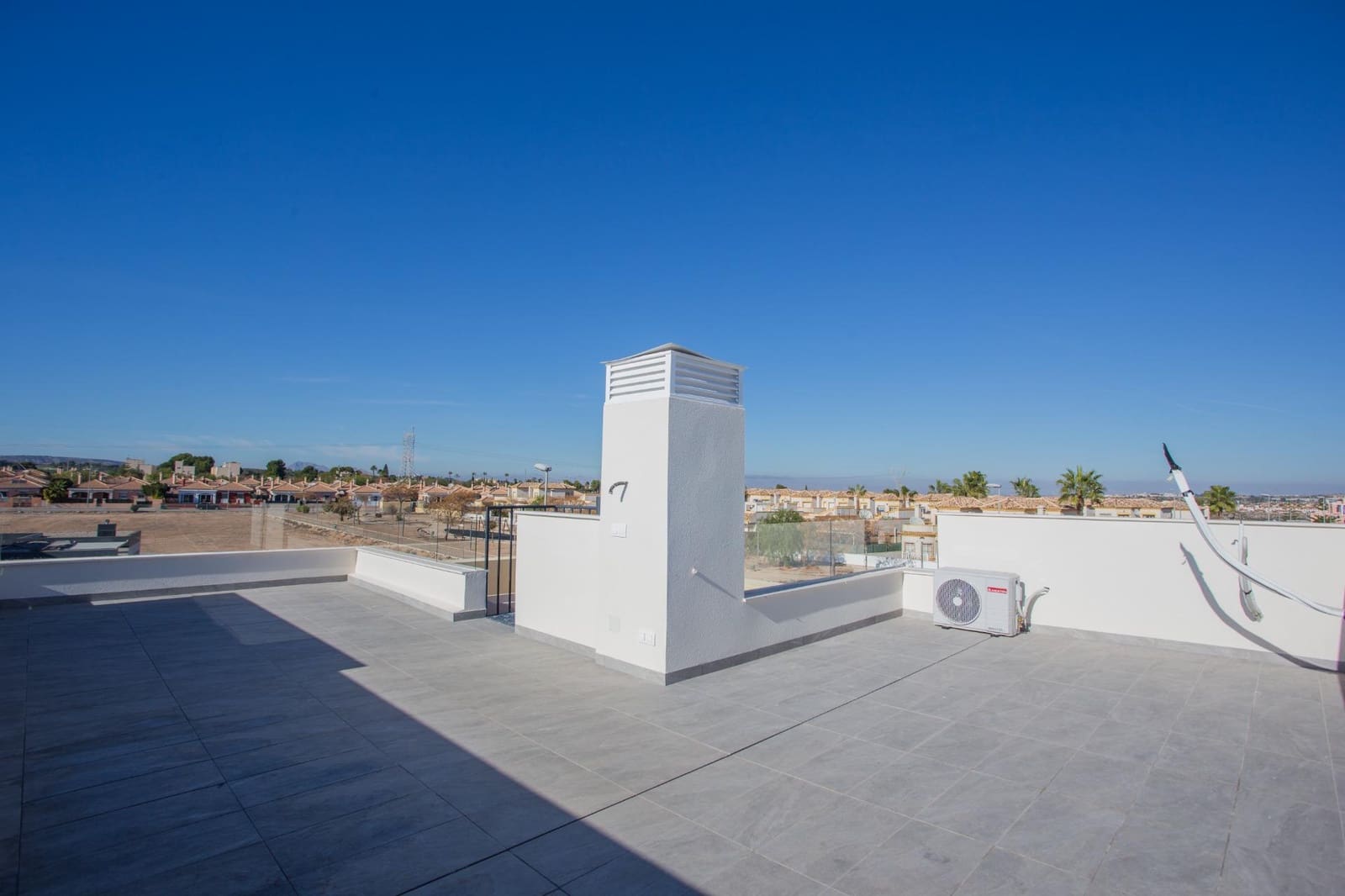 3 soveværelse Villa til salg i Los Montesinos med swimmingpool - € 409.900 (Ref: 6350916)