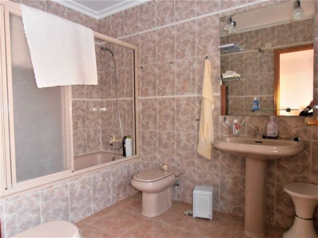 4 camera da letto Villa in vendita in Filipinas con piscina - 519.995 € (Rif: 6754761)