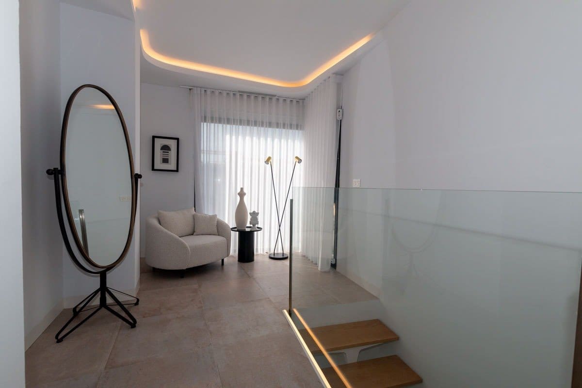 3 bedroom Villa for sale in Los Altos with pool - € 499,000 (Ref: 7184996)