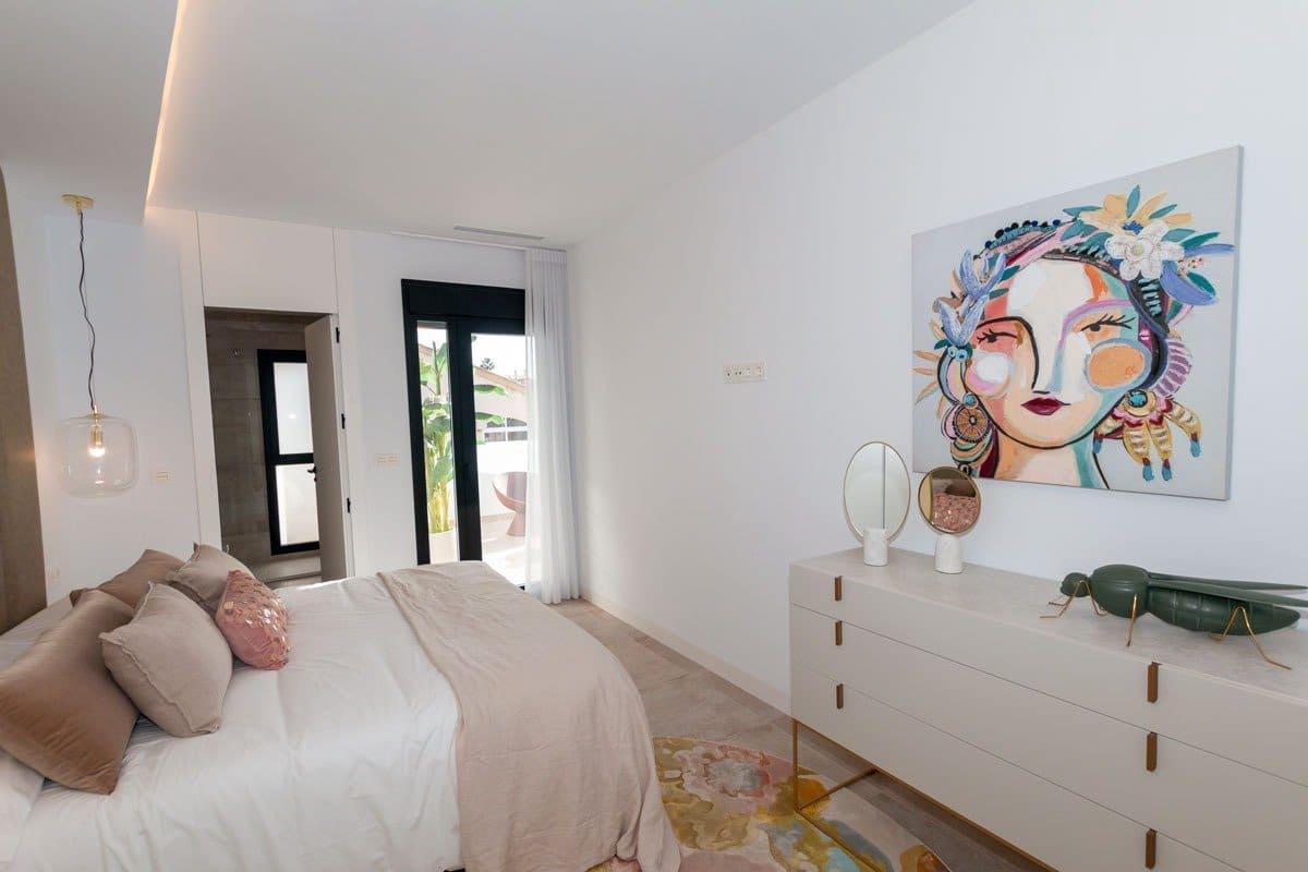 3 bedroom Villa for sale in Los Altos with pool - € 499,000 (Ref: 7184996)