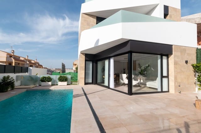 3 soverom Villa til salgs i Los Altos med svømmebasseng - € 499 000 (Ref: 7184996)