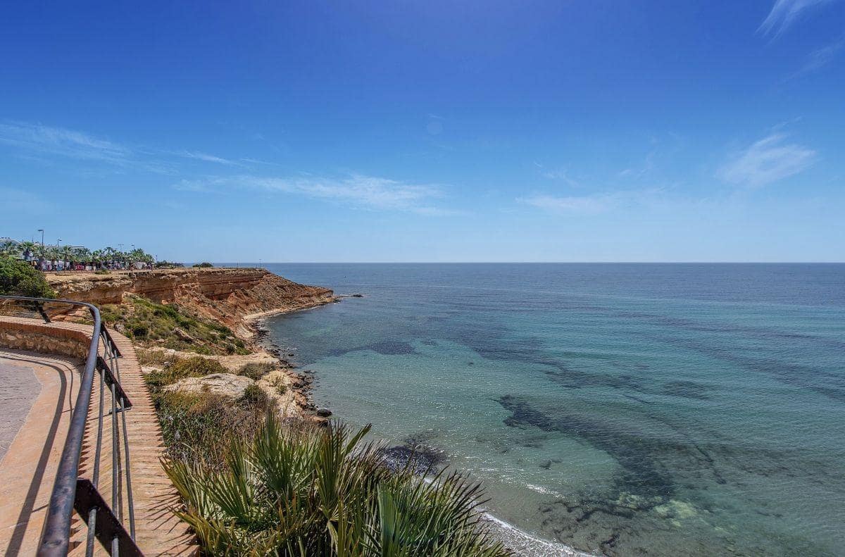 2 soverom Leilighet til salgs i Aguas Nuevas med svømmebasseng garasje - € 260 000 (Ref: 7211689)