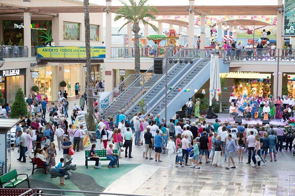 2 bedroom Apartment for sale in Punta Prima with pool - € 364,000 (Ref: 7452120)