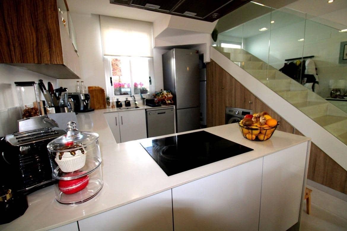 3 bedroom Villa for sale in Rojales with pool - € 339,500 (Ref: 7528227)