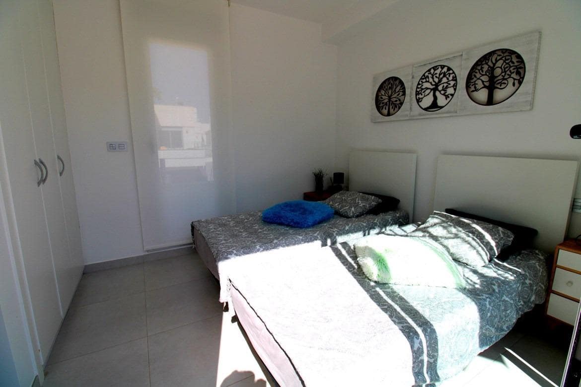 3 bedroom Villa for sale in Rojales with pool - € 339,500 (Ref: 7528227)