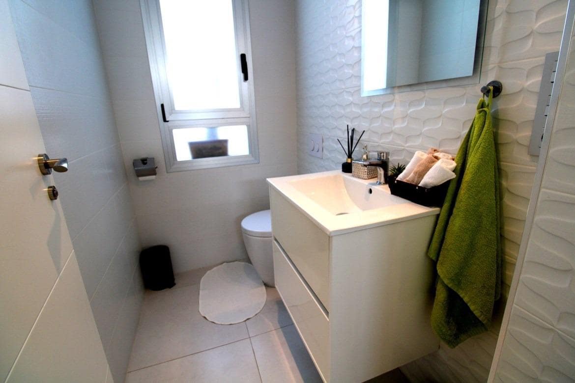 3 bedroom Villa for sale in Rojales with pool - € 339,500 (Ref: 7528227)