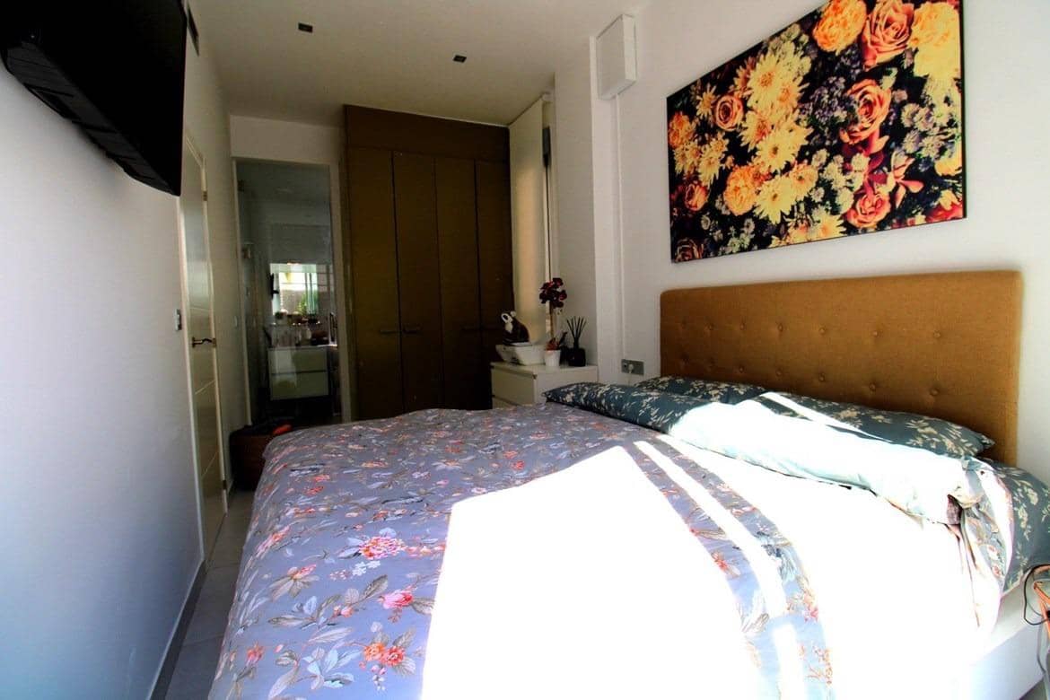 3 bedroom Villa for sale in Rojales with pool - € 339,500 (Ref: 7528227)