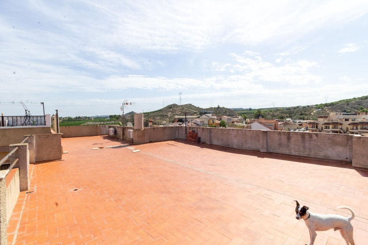 3 soveværelse Villa til salg i Hurchillo med garage - € 129.900 (Ref: 8093816)