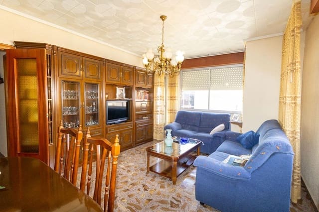 3 bedroom Villa for sale in Hurchillo, Orihuela with garage - € 129,900 (Ref: 8093816)