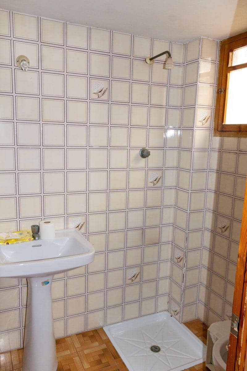 3 soveværelse Villa til salg i Hurchillo med garage - € 129.900 (Ref: 8093816)