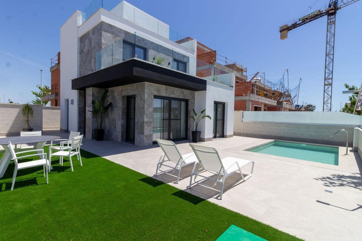 3 camera da letto Villa in vendita in Pilar de la Horadada con piscina garage - 725.000 € (Rif: 8098226)