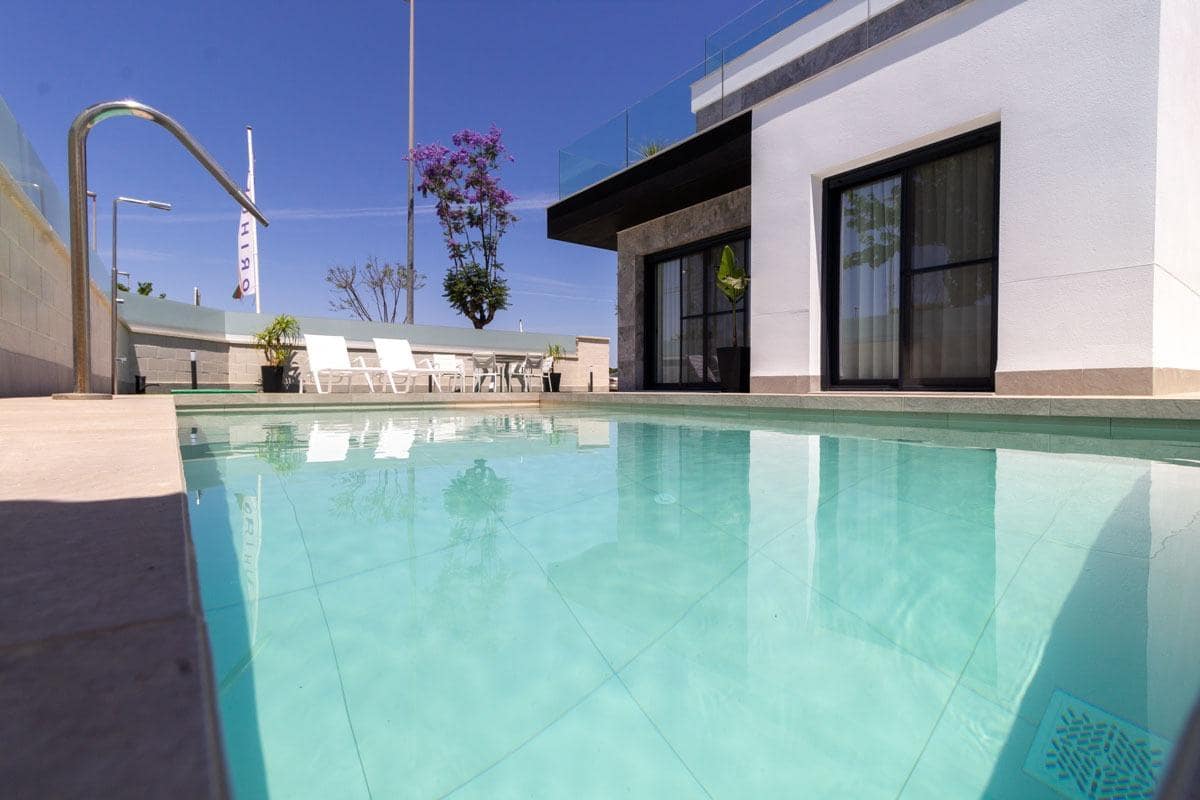 3 camera da letto Villa in vendita in Pilar de la Horadada con piscina garage - 725.000 € (Rif: 8098226)