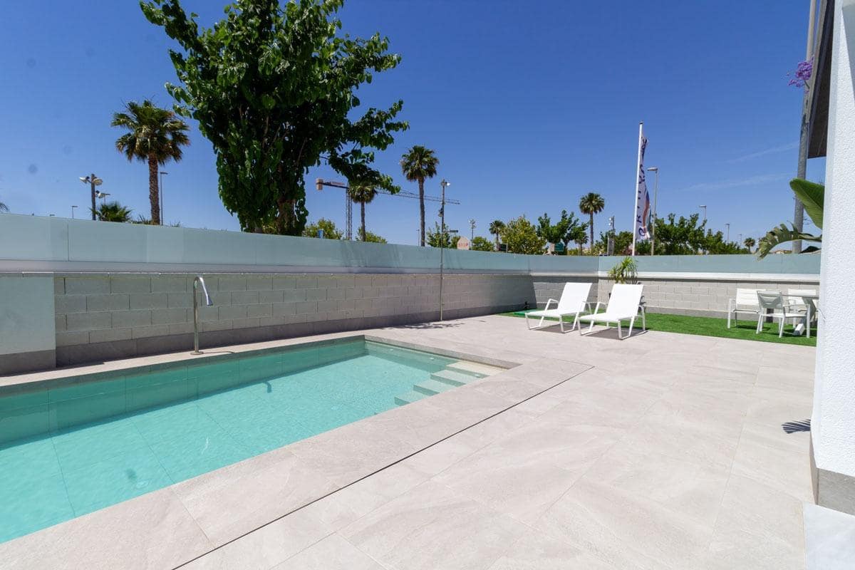 3 camera da letto Villa in vendita in Pilar de la Horadada con piscina garage - 725.000 € (Rif: 8098226)