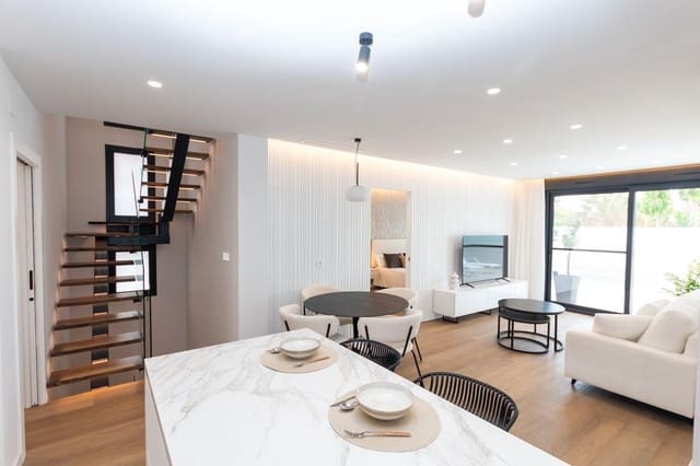 3 soverom Villa til salgs i Pilar de la Horadada med svømmebasseng garasje - € 725 000 (Ref: 8098226)