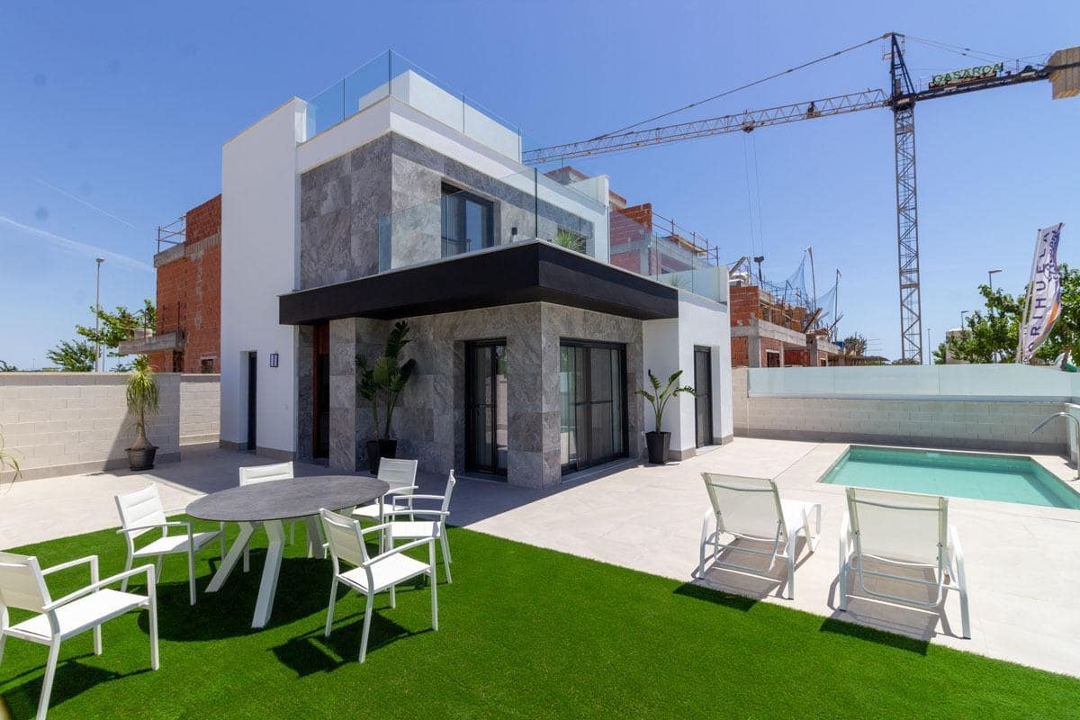 3 camera da letto Villa in vendita in Pilar de la Horadada con piscina garage - 725.000 € (Rif: 8098226)