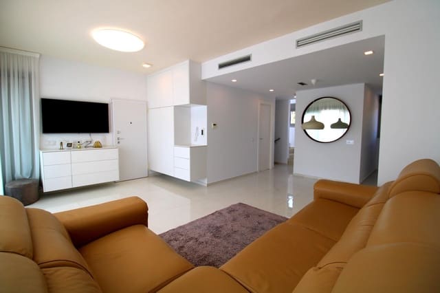 5 sypialnia Willa na sprzedaż w San Miguel de Salinas z basenem - 589 000 € (Ref: 8314169)