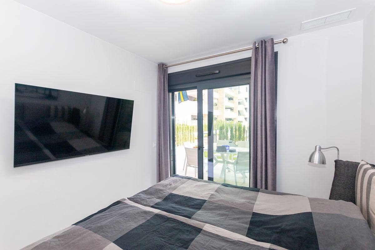 2 soveværelse Lejlighed til salg i Playa Flamenca med swimmingpool - € 375.000 (Ref: 8584359)