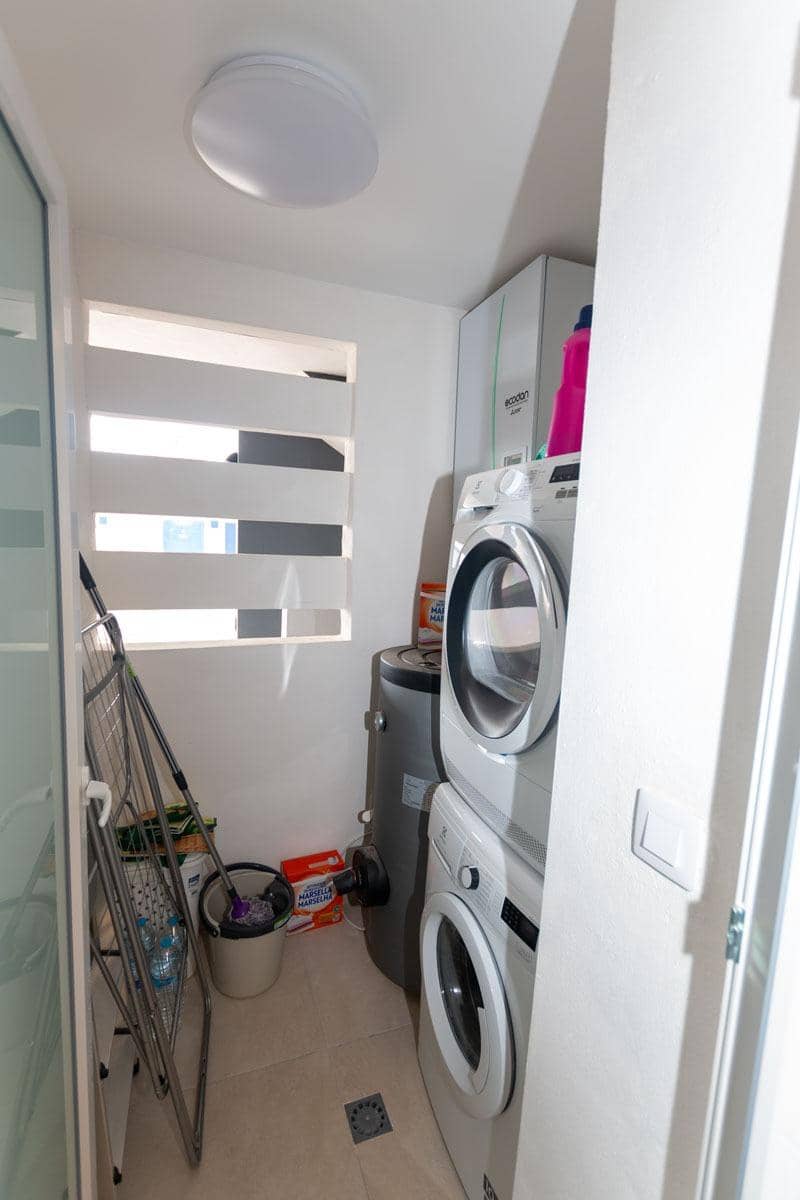 2 soveværelse Lejlighed til salg i Playa Flamenca med swimmingpool - € 375.000 (Ref: 8584359)