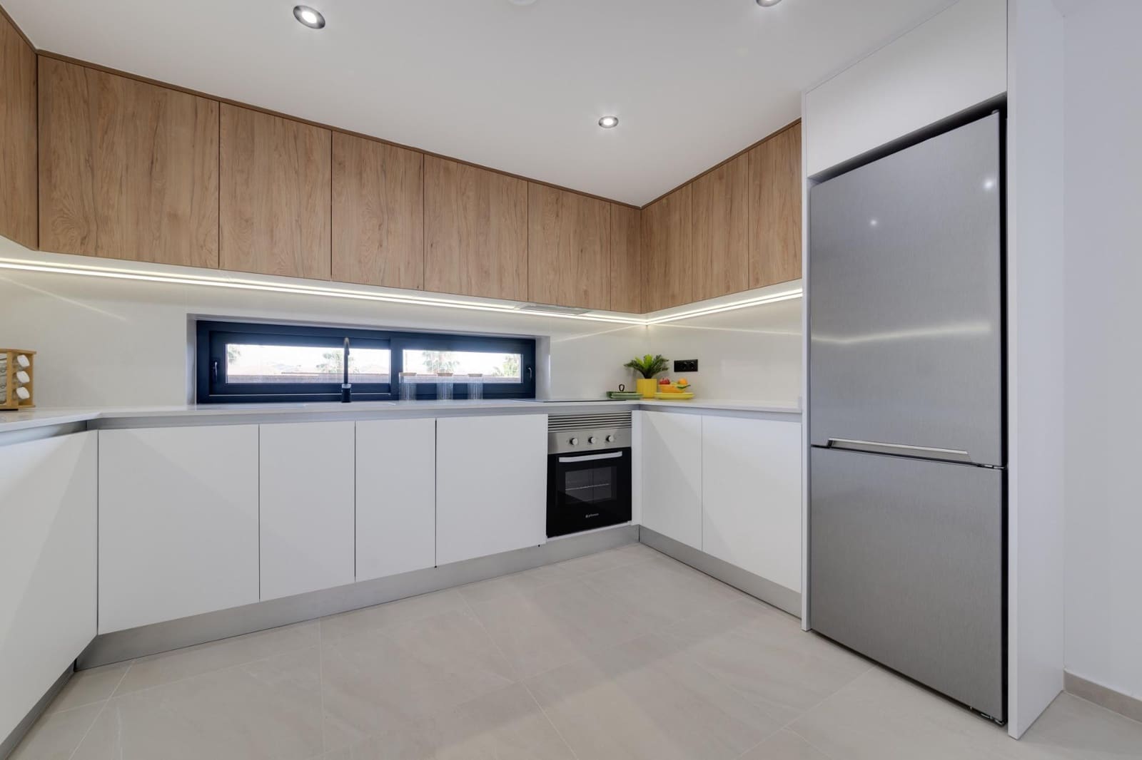 2 Zimmer Apartment zu verkaufen in Los Alcazares mit Pool Garage - 235.000 € (Ref: 8597442)