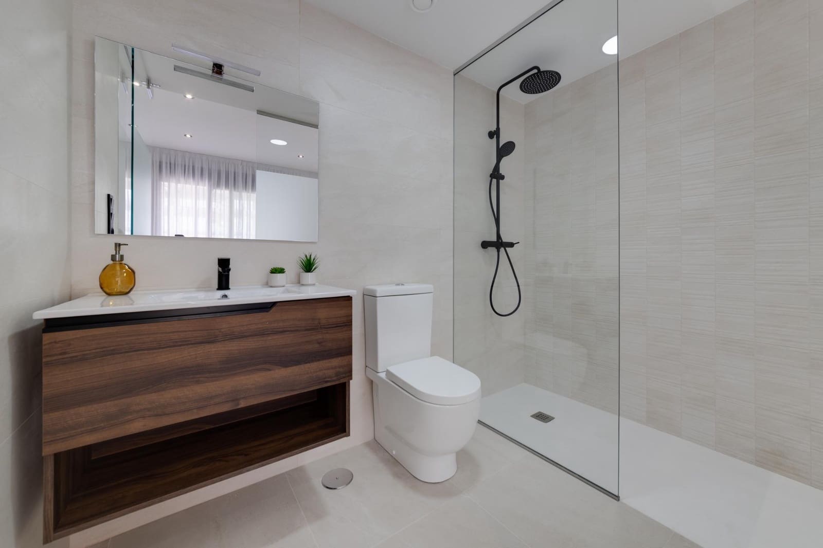 2 Zimmer Apartment zu verkaufen in Los Alcazares mit Pool Garage - 235.000 € (Ref: 8597442)