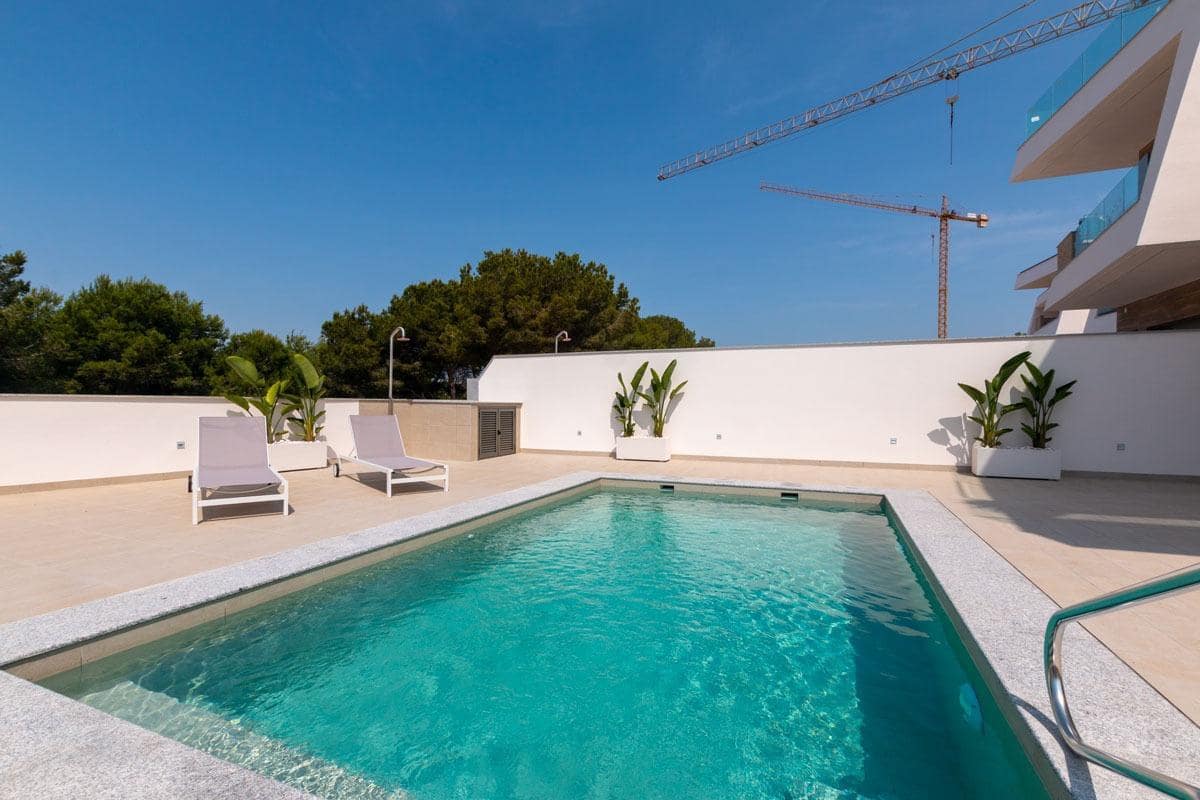 3 soveværelse Villa til salg i Pilar de la Horadada med swimmingpool - € 474.900 (Ref: 8849785)