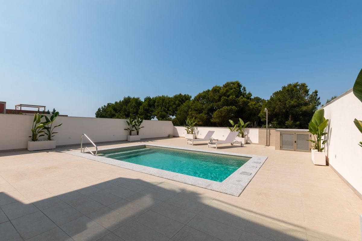 3 soveværelse Villa til salg i Pilar de la Horadada med swimmingpool - € 474.900 (Ref: 8849785)