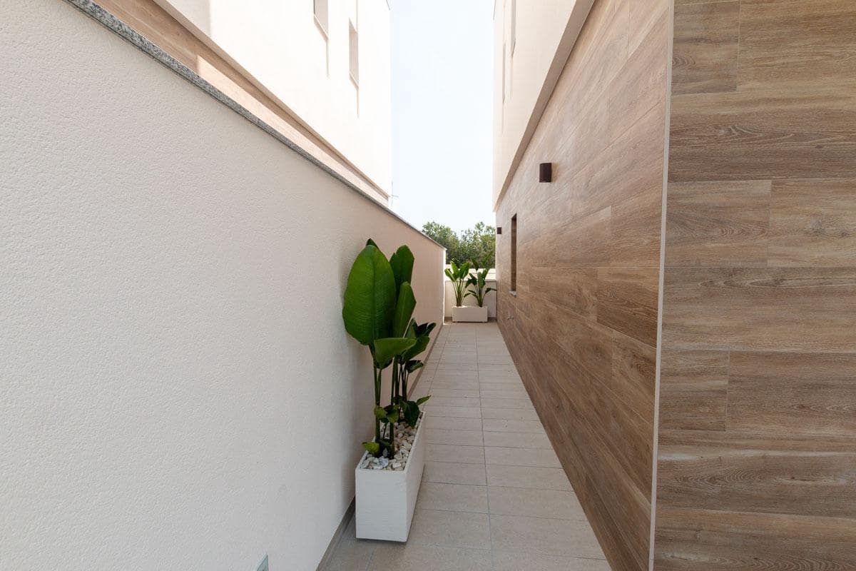 3 soveværelse Villa til salg i Pilar de la Horadada med swimmingpool - € 474.900 (Ref: 8849785)