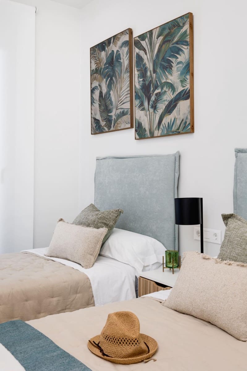 2 bedroom Apartment for sale in San Miguel de Salinas with pool - € 239,000 (Ref: 8944005)