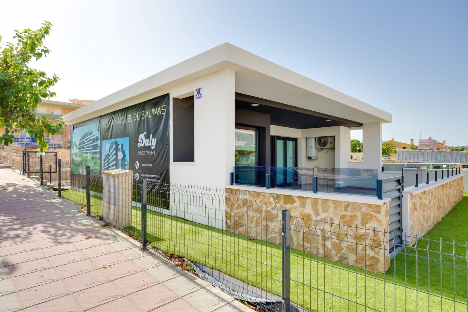 2 bedroom Apartment for sale in San Miguel de Salinas with pool - € 239,000 (Ref: 8944005)