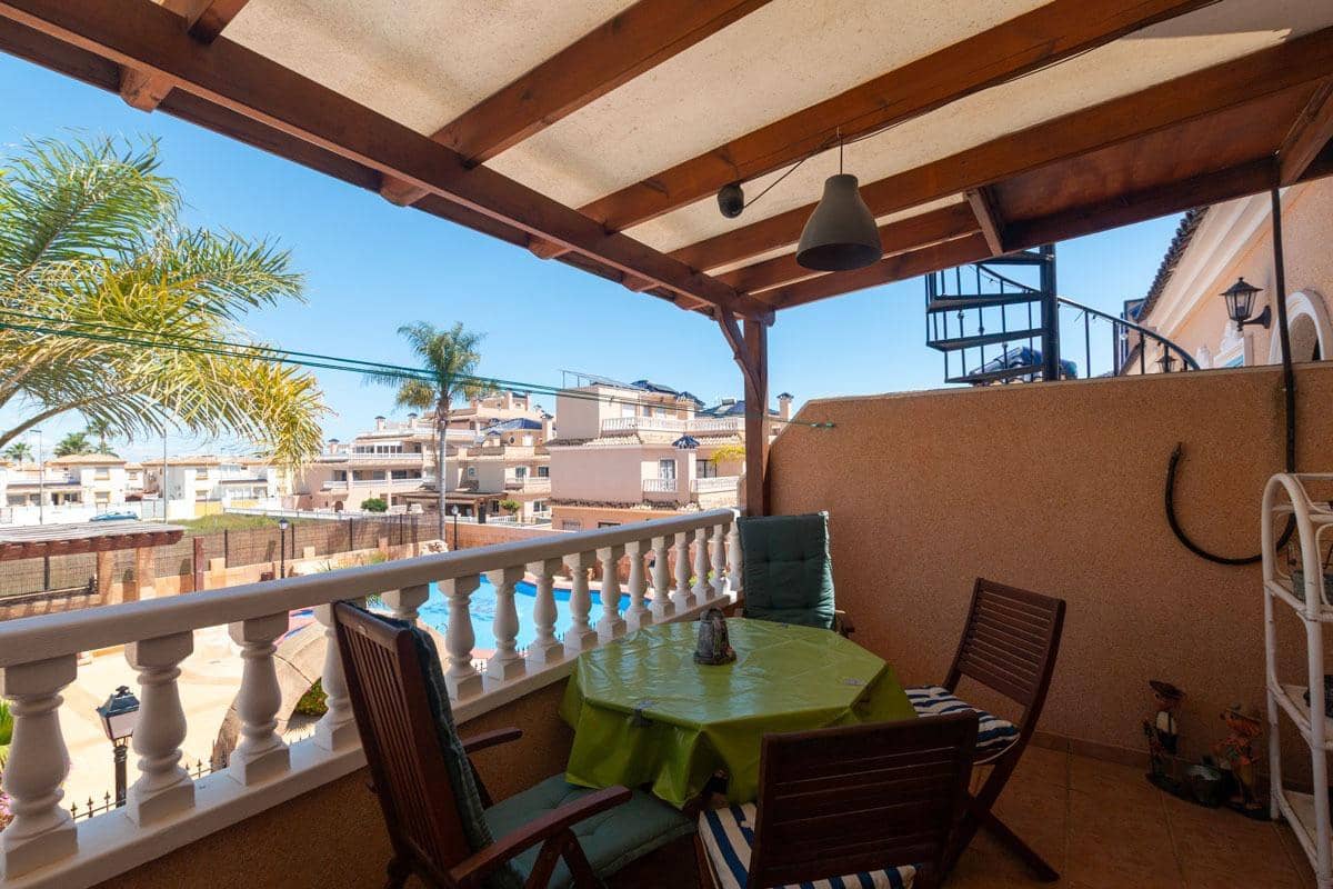 2 soveværelse Rækkehus til salg i Los Dolses med swimmingpool - € 214.000 (Ref: 8961719)