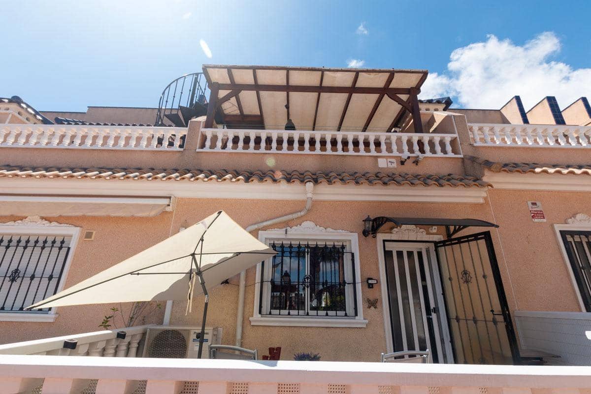 2 soveværelse Rækkehus til salg i Los Dolses med swimmingpool - € 214.000 (Ref: 8961719)