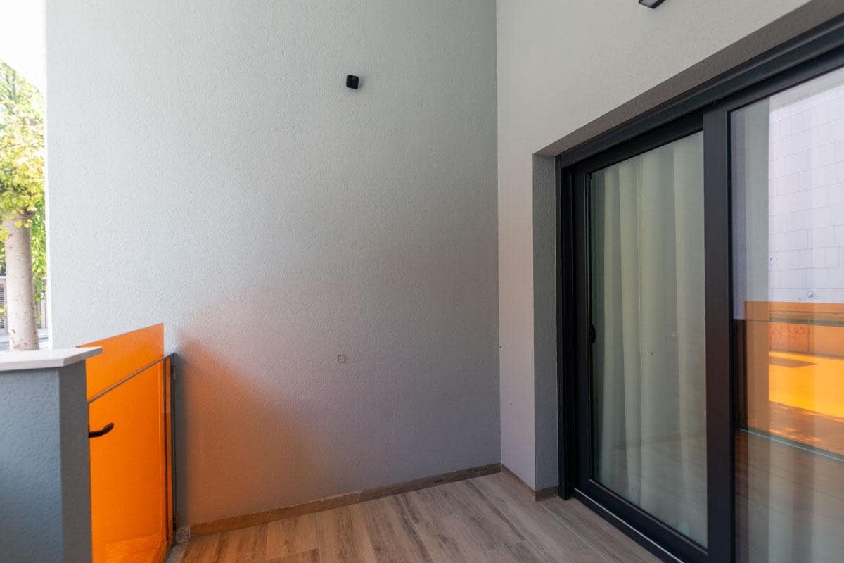 1 bedroom Apartment for sale in Torrevieja with pool - € 185,000 (Ref: 8970503)