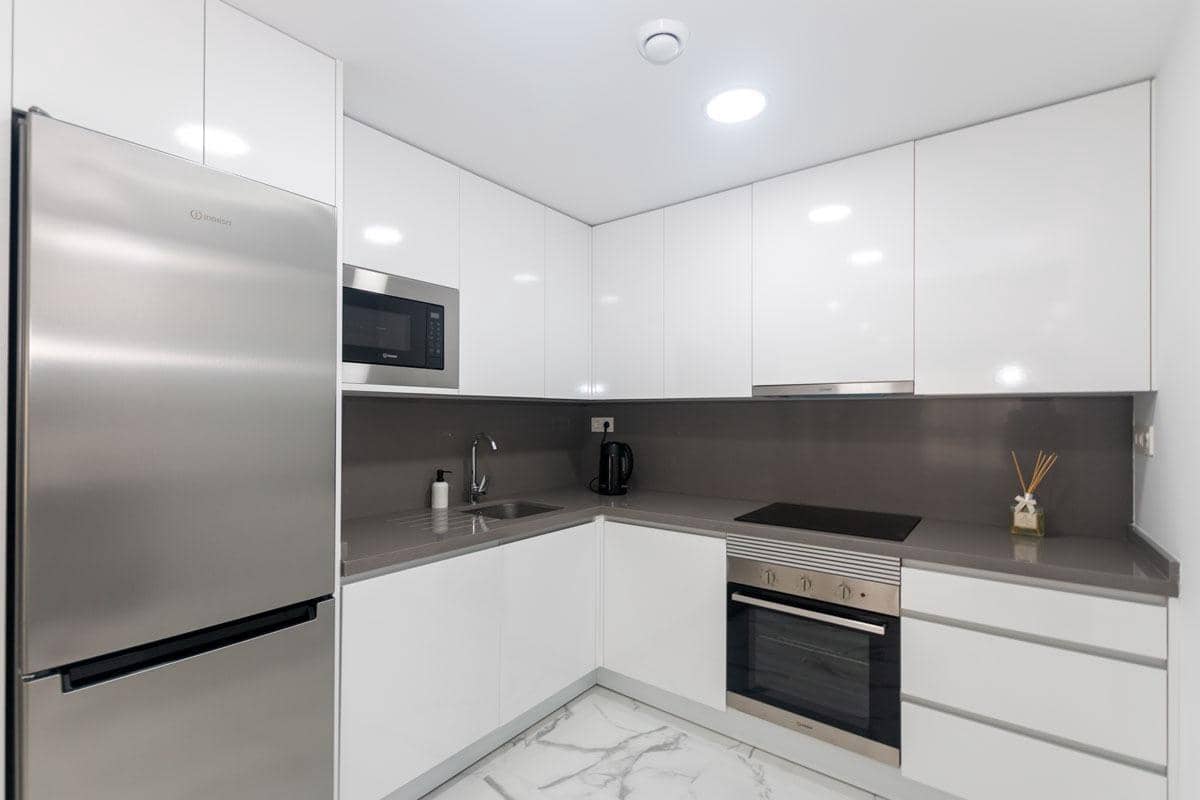 1 bedroom Apartment for sale in Torrevieja with pool - € 185,000 (Ref: 8970503)