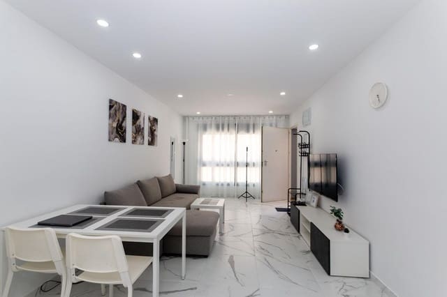 Apartamento de 1 habitación en Torrevieja en venta con piscina - 185.000 € (Ref: 8970503)