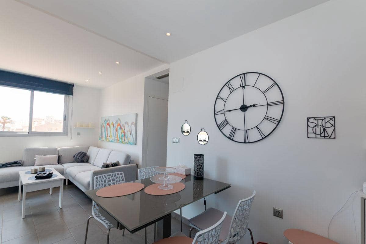 2 soveværelse Lejlighed til salg i La Mata med swimmingpool garage - € 349.000 (Ref: 8986113)