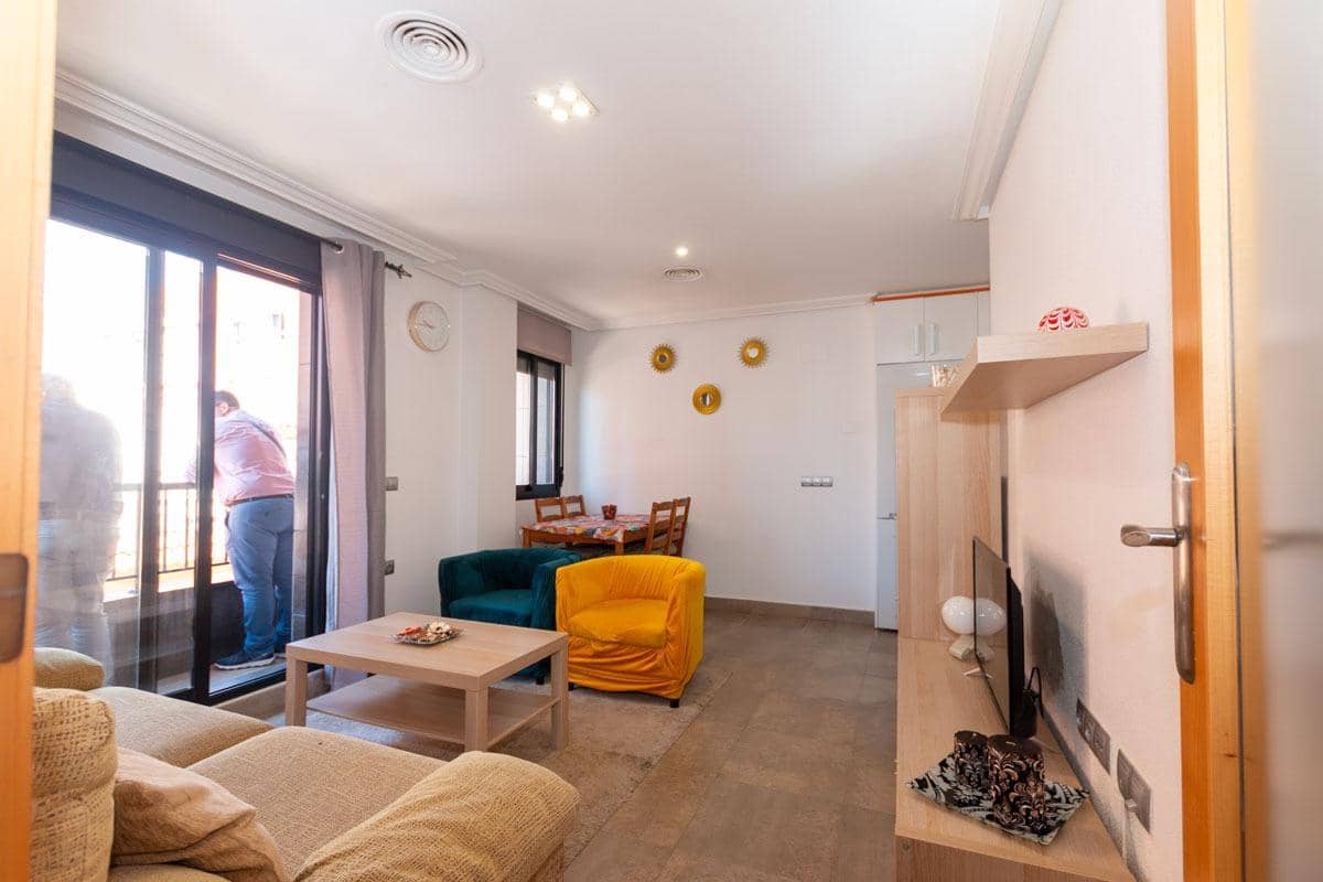 2 Zimmer Apartment zu verkaufen in Torrevieja - 170.000 € (Ref: 8993907)