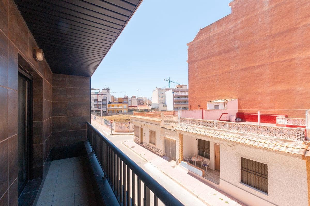 2 Zimmer Apartment zu verkaufen in Torrevieja - 170.000 € (Ref: 8993907)