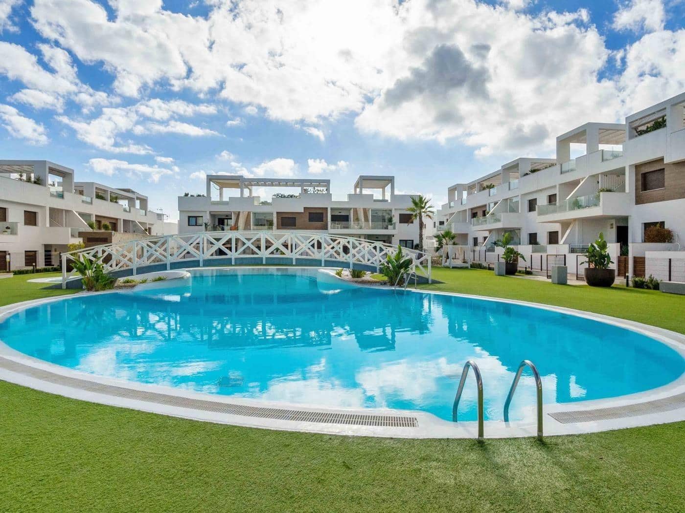 2 soverom Bungalow til salgs i Los Balcones med garasje - € 349 000 (Ref: 9100851)