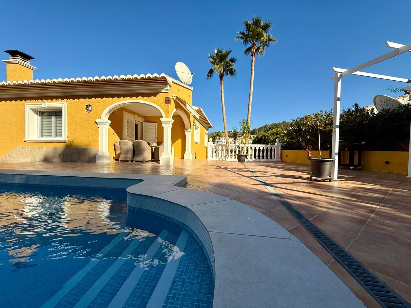 4 sypialnia Willa na sprzedaż w Calpe / Calp - 595 000 € (Ref: 9208423)