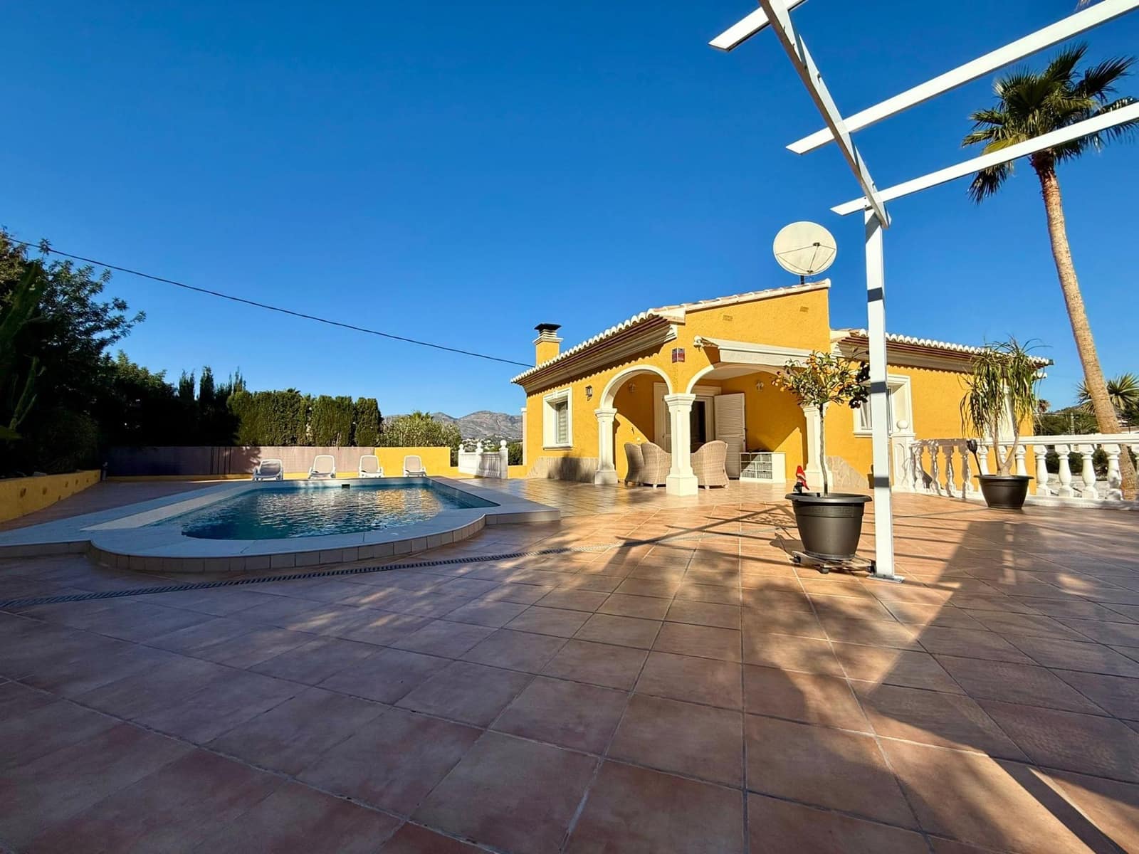 4 sypialnia Willa na sprzedaż w Calpe / Calp - 595 000 € (Ref: 9208423)