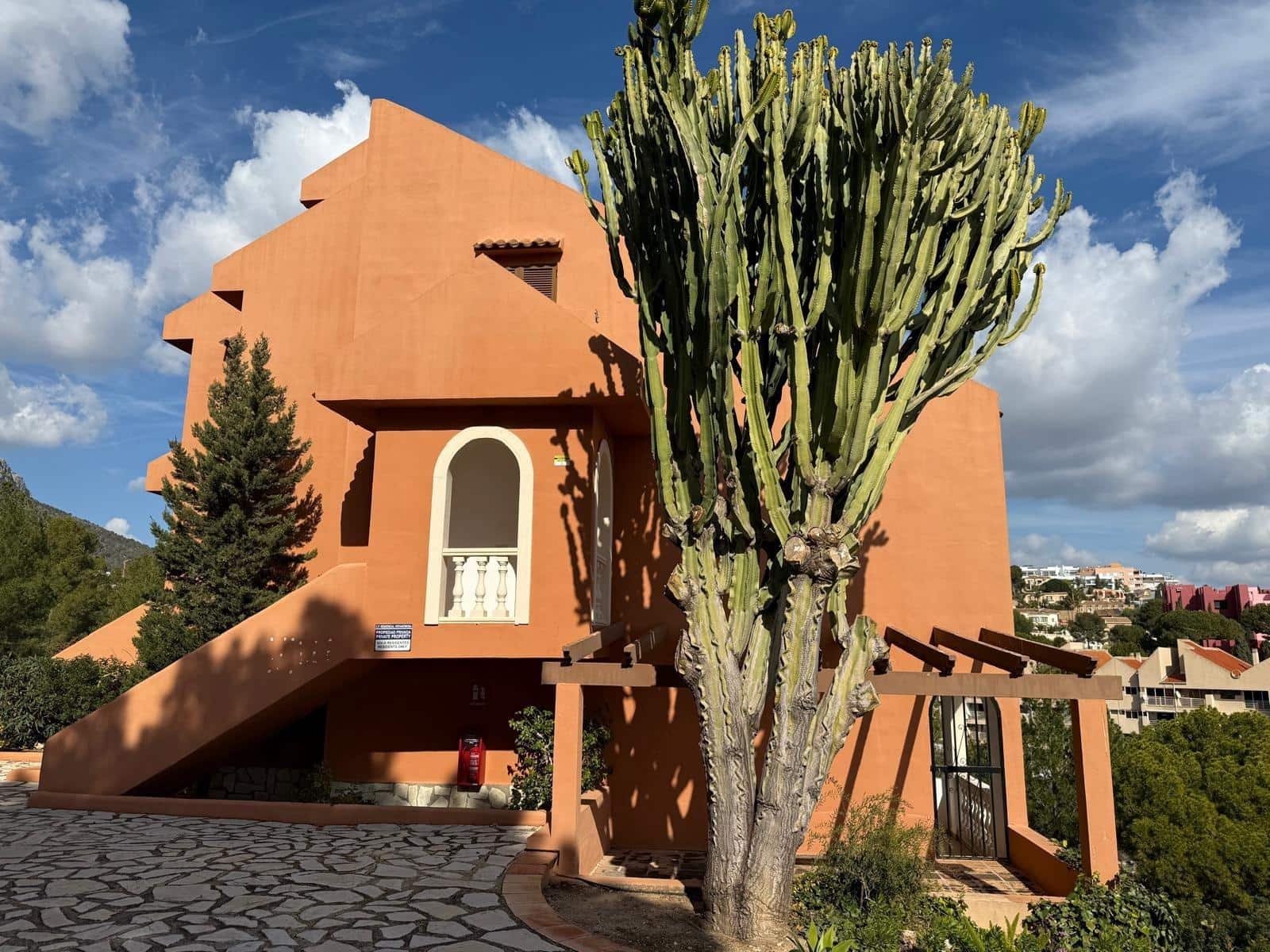 3 slaapkamer Halfvrijstaande villa te koop in Calpe / Calp - € 499.000 (Ref: 9208427)