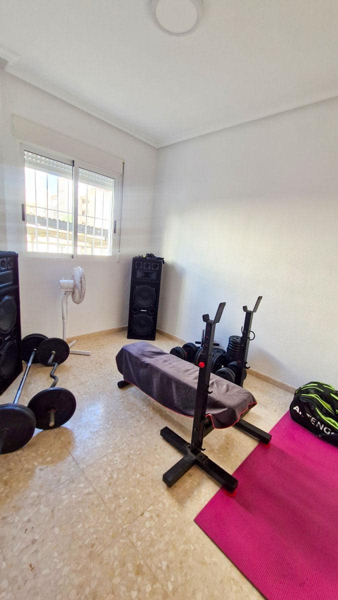 3 Zimmer Apartment zu verkaufen in Arenales del Sol mit Pool - 309.000 € (Ref: 9308620)
