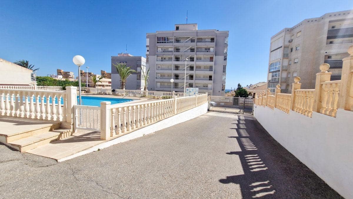 3 Zimmer Apartment zu verkaufen in Arenales del Sol mit Pool - 309.000 € (Ref: 9308620)
