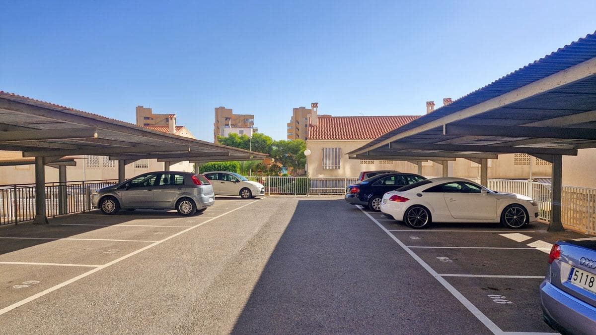 3 Zimmer Apartment zu verkaufen in Arenales del Sol mit Pool - 309.000 € (Ref: 9308620)