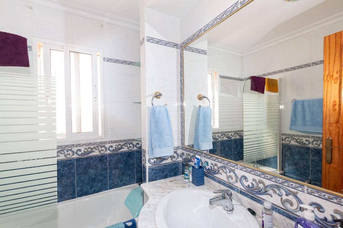 2 slaapkamer Halfvrijstaande villa te koop in La Regia met zwembad - € 225.000 (Ref: 9308621)