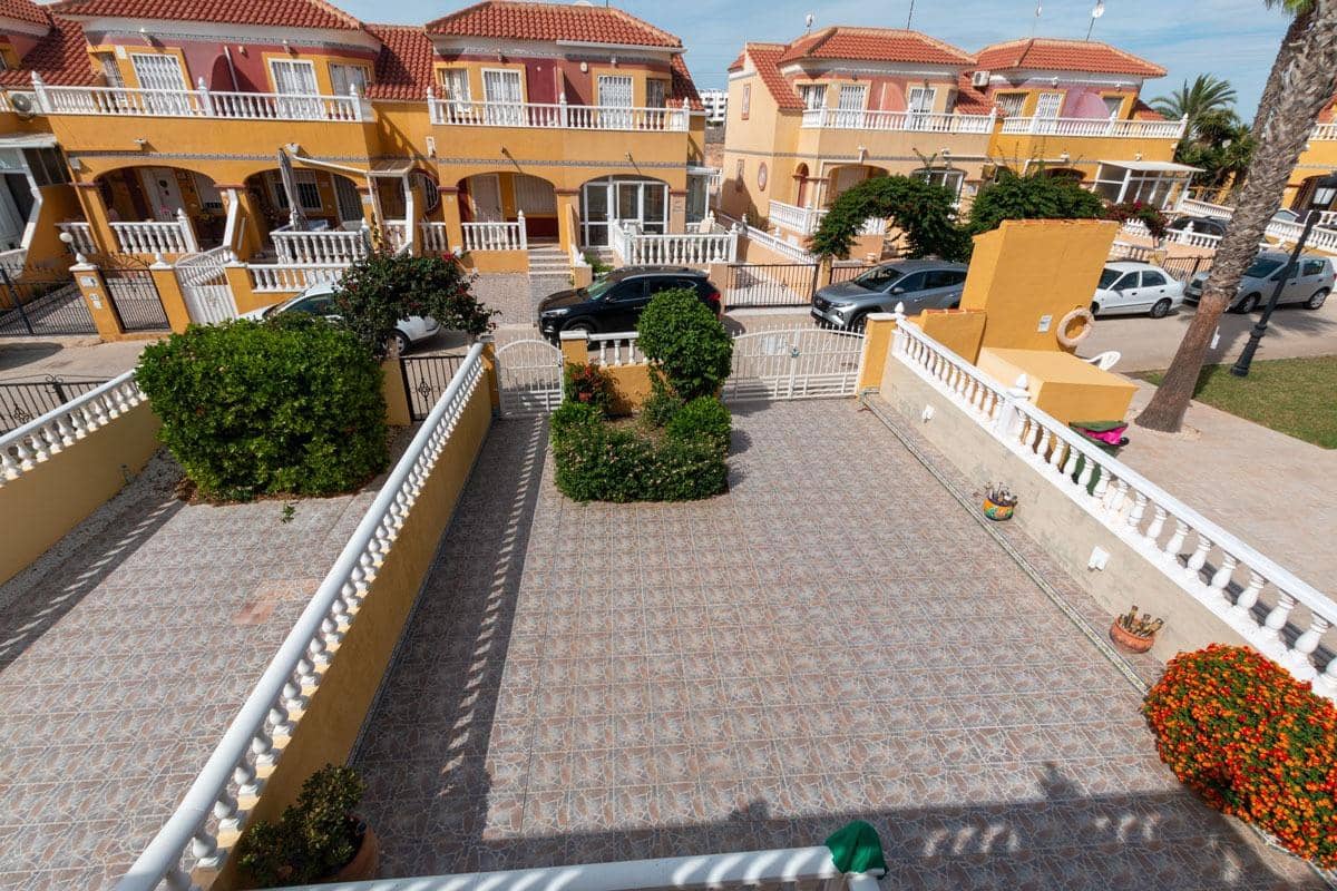 2 slaapkamer Halfvrijstaande villa te koop in La Regia met zwembad - € 225.000 (Ref: 9308621)