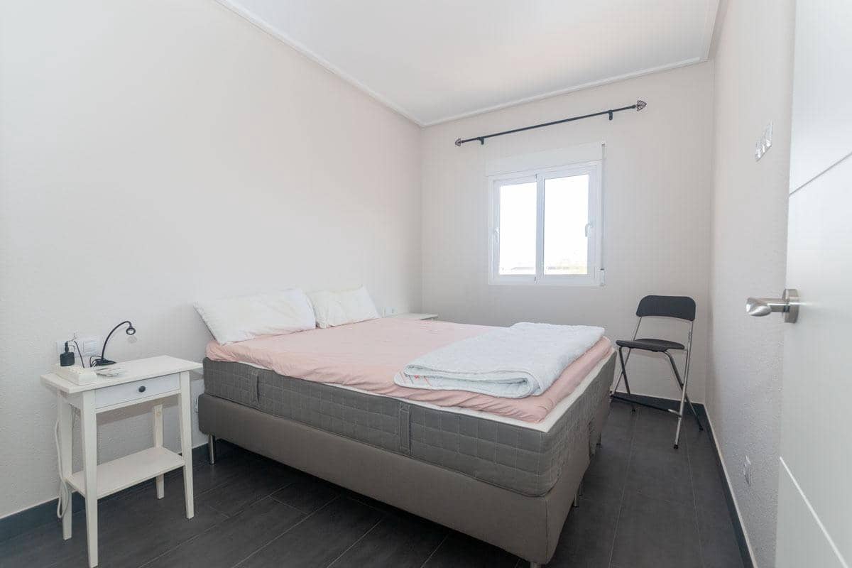 3 soveværelse Semi-Rækkehus til salg i Orihuela Costa med swimmingpool garage - € 295.000 (Ref: 9317937)