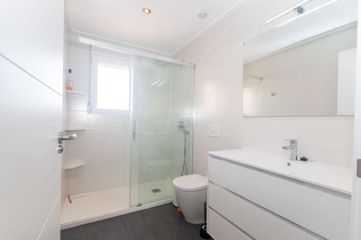 3 soveværelse Semi-Rækkehus til salg i Orihuela Costa med swimmingpool garage - € 295.000 (Ref: 9317937)