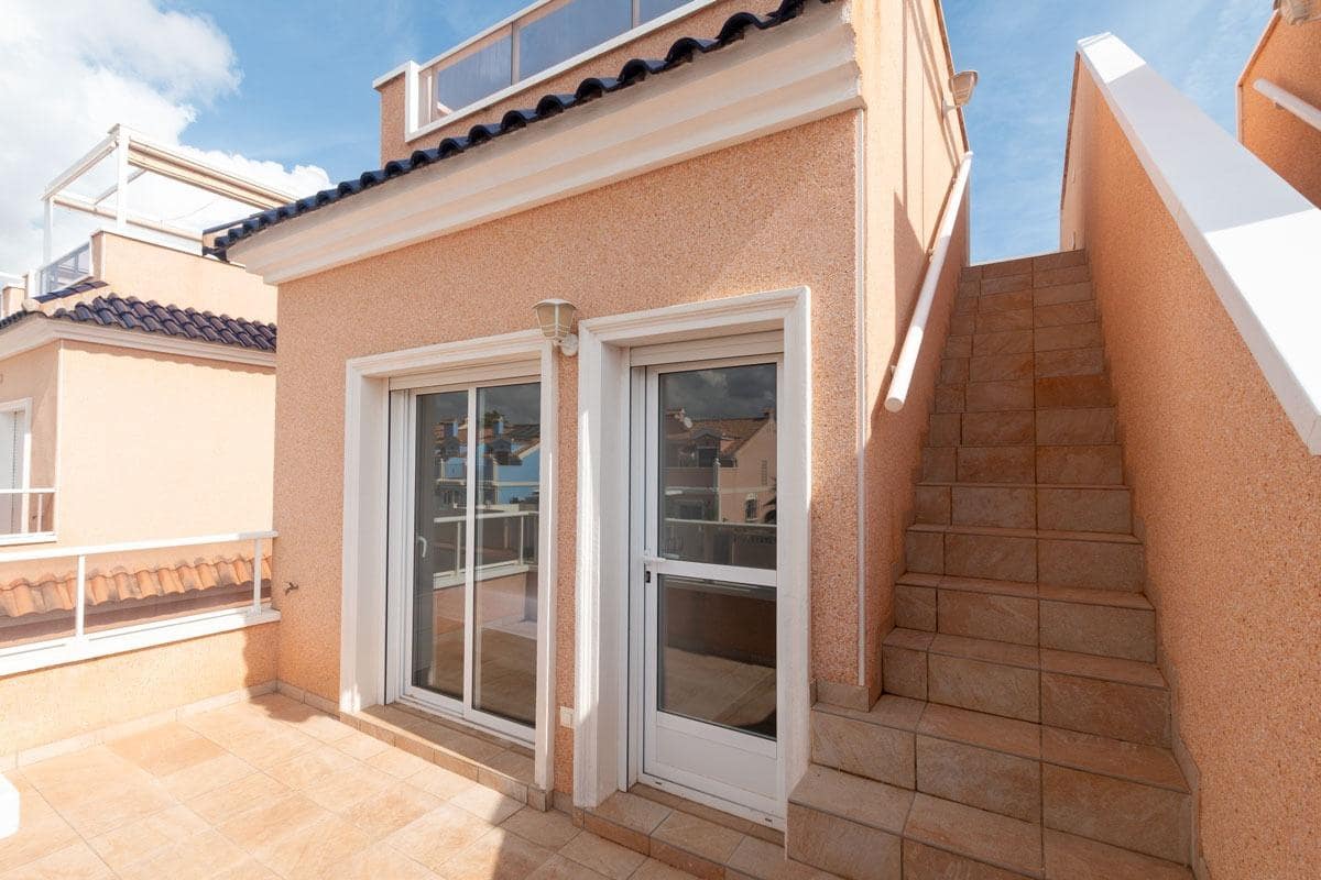 3 soveværelse Semi-Rækkehus til salg i Orihuela Costa med swimmingpool garage - € 295.000 (Ref: 9317937)